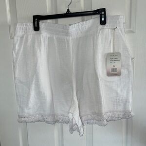 White Women's Lace-Trim Bermudas Shorts